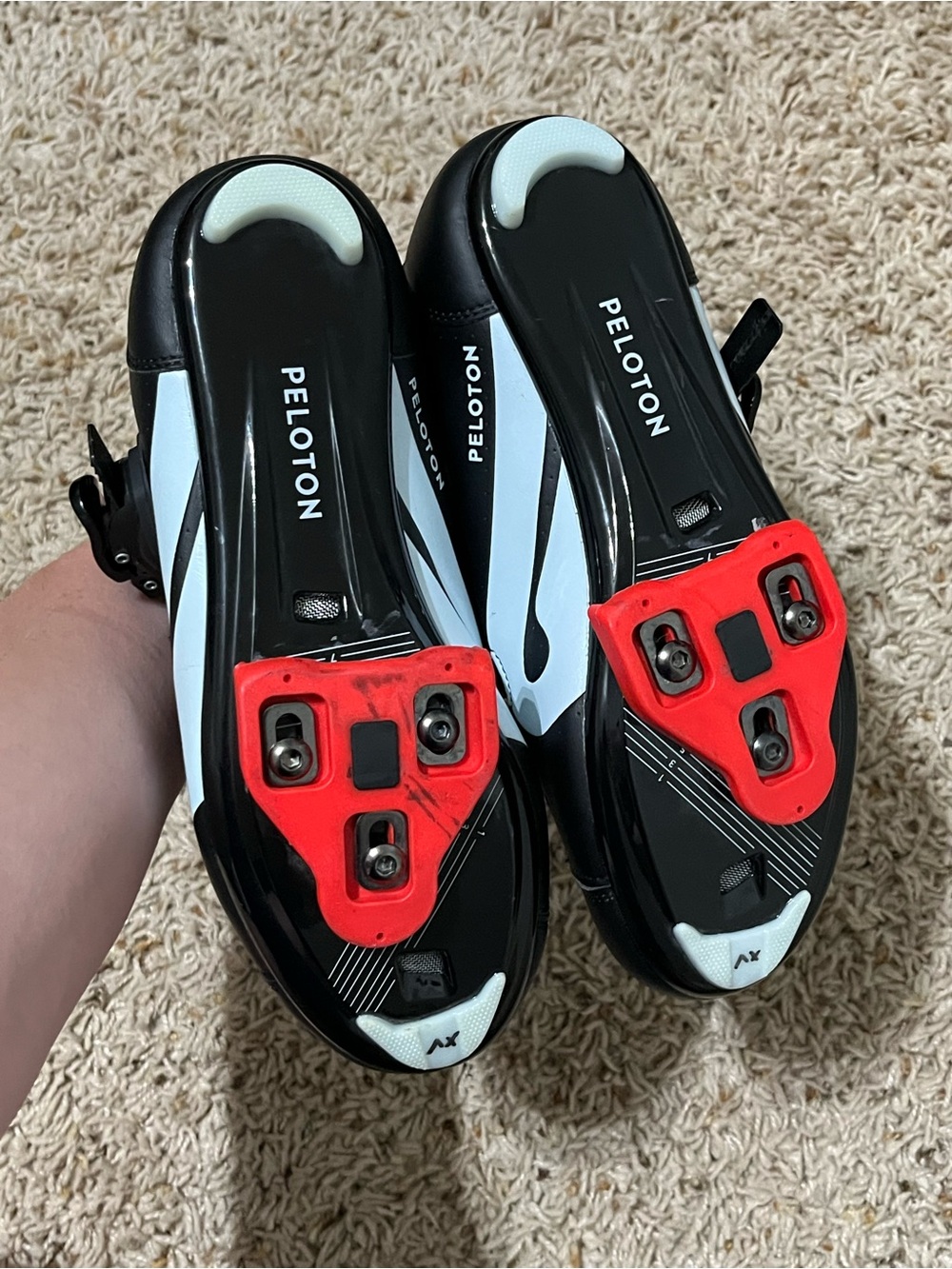 Peloton Stationary Bike Clip In Shoes Size 38//Women's 7 Black Red White Cycling - Picture 6 of 7